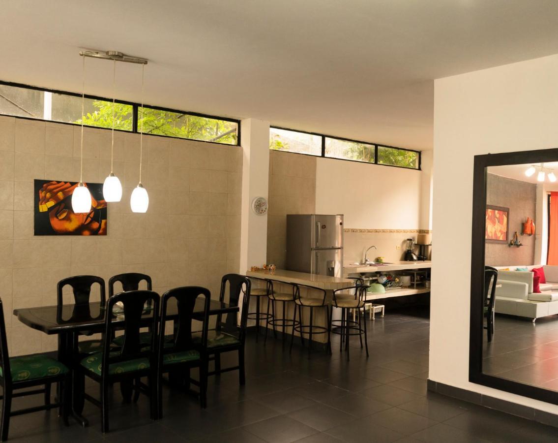 Rinakawsay - Viveviajando Apartamento Amoblado En Тена Екстериор снимка