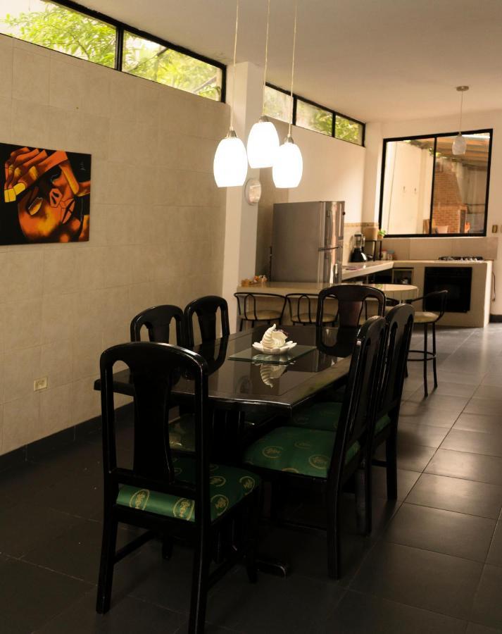Rinakawsay - Viveviajando Apartamento Amoblado En Тена Екстериор снимка